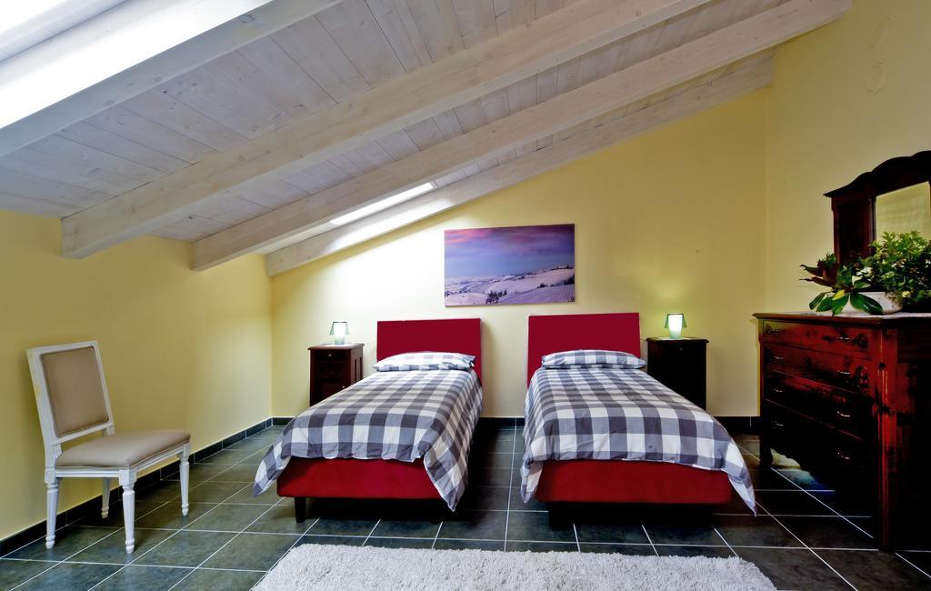 Apartament Casa Nalin La Morra Pokój zdjęcie